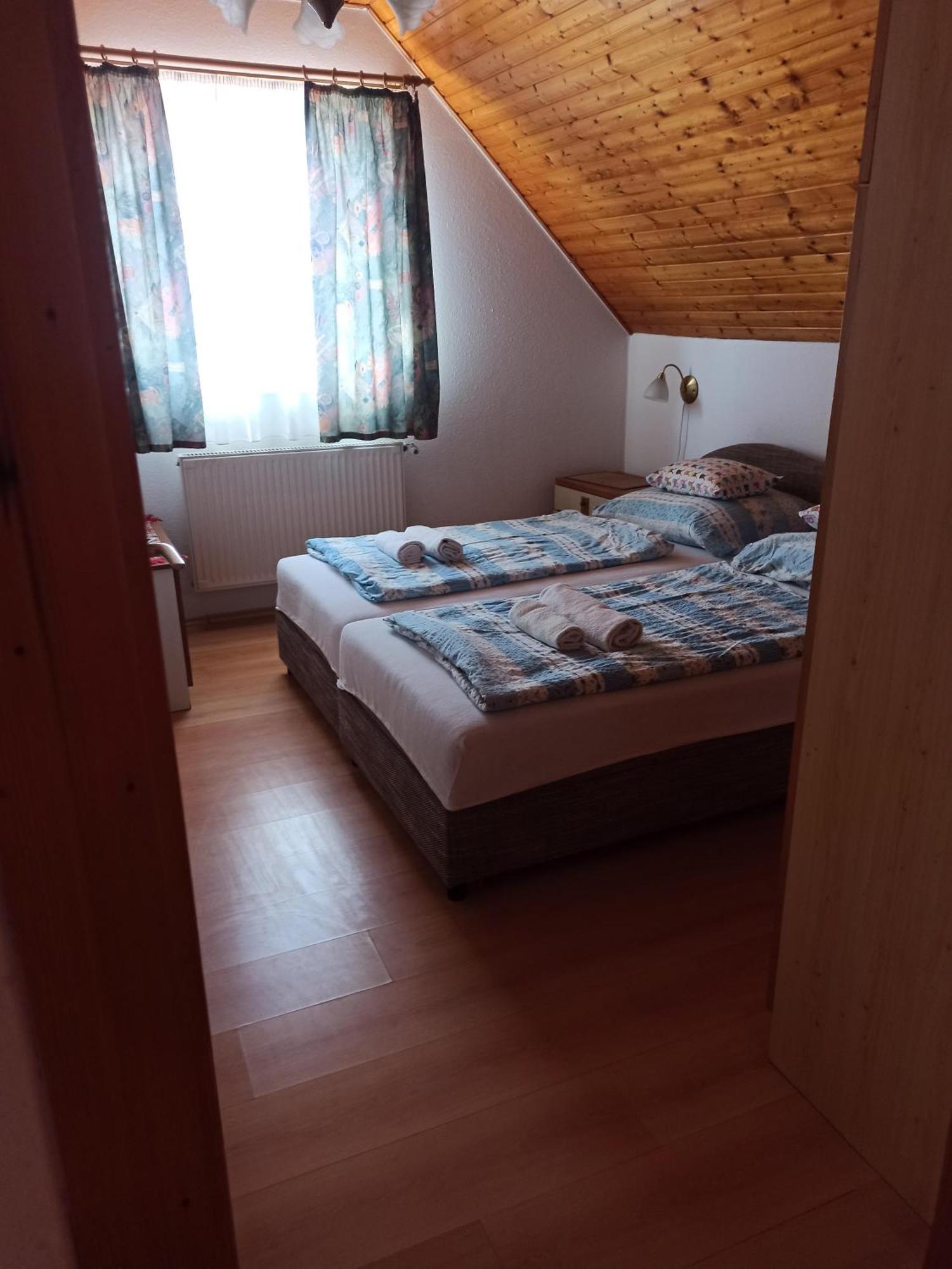 Hévíz Orchidea Apartman מראה חיצוני תמונה